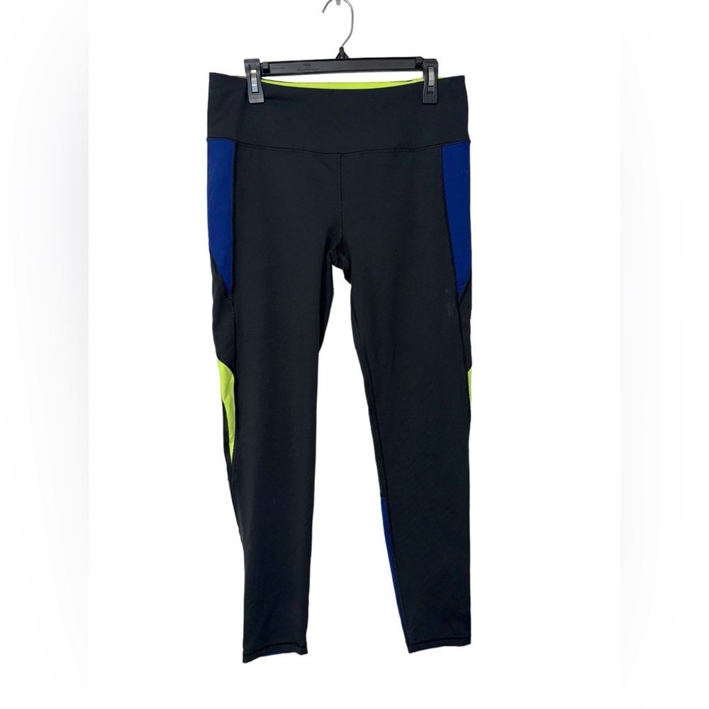 Victoria’s Sercet VSX sport leggings